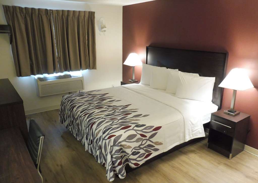 Red Roof Inn Greensburg Phòng bức ảnh